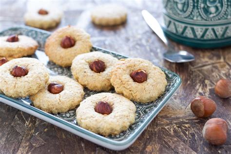 BISCOTTI INTEGRALE E NOCCIOLE Ricetta Veloce E Salutare