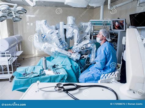 Modern Surgical System Medical Robot Minimally Invasive Robotic