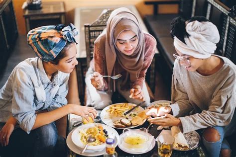 Tempat Bukber Asik Bersama Keluarga Di Jakarta Line Bank Blog