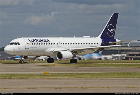 Aircraft Photo Of D Aizd Airbus A Lufthansa Airhistory Net