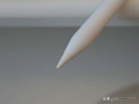 西圣pencil电容笔，不足贰佰元，可谓是好而不贵apple整体小时