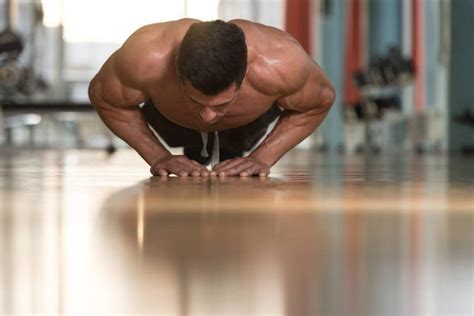 Diamond Push Ups Benefits How To Do And Muscles Worked Muscles In