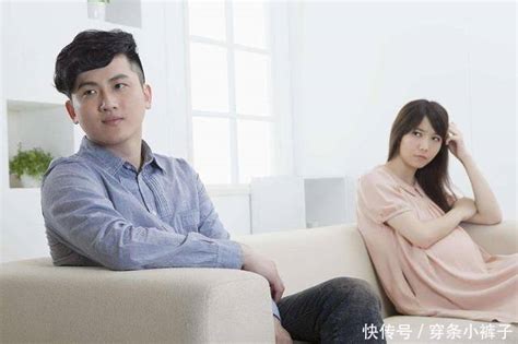 婆家房子拆迁给小姑子两套，老公不管公婆，婆婆临终的话让我落泪 图片来自网络我和老公结婚有十多年了