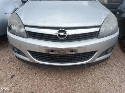 Opel Astra H GTC 04 07 Prednji Branik Branici Karambolke I Spojleri