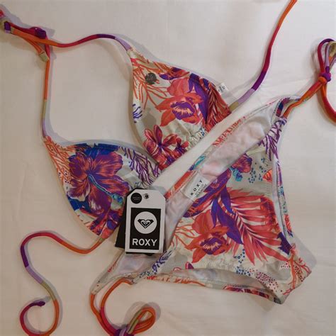 Roxy Floral Firefly Cut Bikini LRLSW Size AUS On Carousell