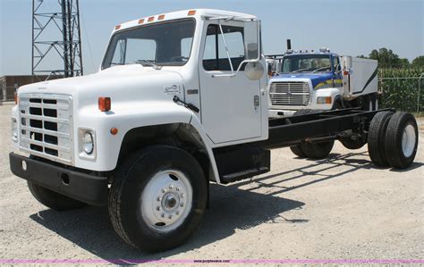 1984 International S1700 Truck Cab And Chassis In Topeka Ks Item