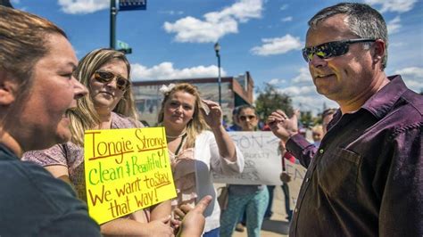 Tyson Foods New Poultry Plant In Kansas Met With Protest Kansas City Star