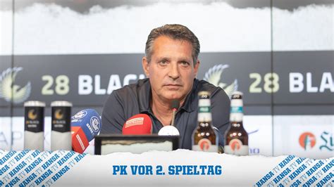 PK Vor Dem Spiel F C Hansa Rostock Vs SV Elversberg 2