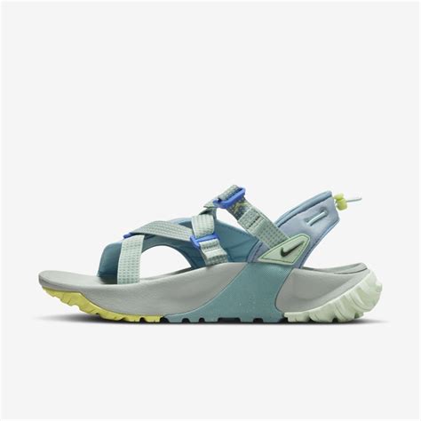 Nike Oneonta Women's Sandal. Nike.com | Womens sandals, Sandals, Women ...