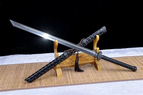 Broadsworddamascus Steel Bladeleather Scabbardchinese Sword