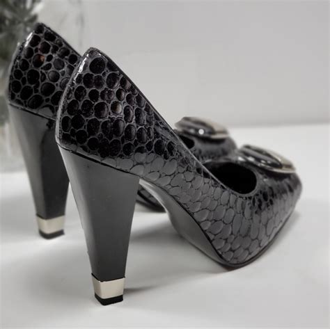 Bcbgirls Shoes Bcbg Black Patent Leather Crock Print Chunk Heels