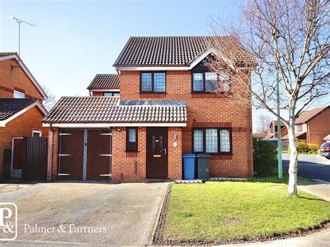 4 Bed Detached House For Sale In Bramblewood Ipswich Suffolk Ip8 £