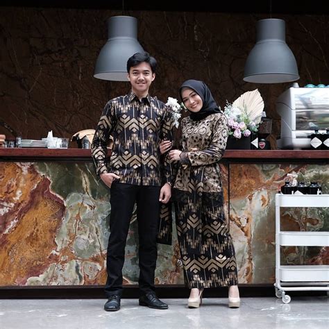 Jual Baju Kapelan Suami Istri Buat Lebaran 2022 Baju Couple Gamis Suami Istri Baju Couple