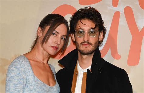 Photo Natasha Andrews Et Son Mari Pierre Niney Avant Premi Re Du