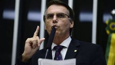 Bolsonaro Sabemos Que Estado é Laico Mas O Seu Presidente é Cristão