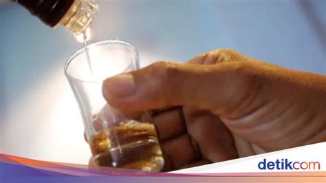 Ruu Minuman Beralkohol Dan Hukum Menghindari Minuman Keras Dalam Islam