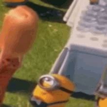 Minion Sus GIF - Minion Sus Minion Sus - Discover & Share GIFs