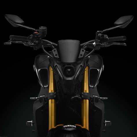 Polycarbonate Headlight Fairing By Rizoma Yamaha MT 09 SP 2022