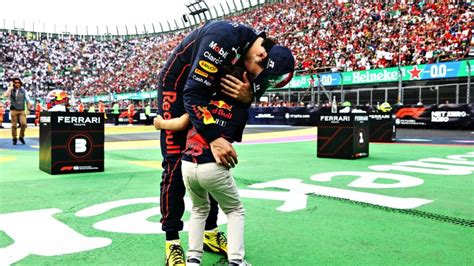 En Imágenes Checo Pérez Y Su Tercer Lugar En El Gp México 2022 Máspormás