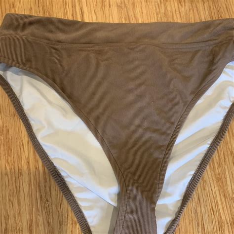 Zulu Zephyr Bikini Set Pieces Size Triangle Depop