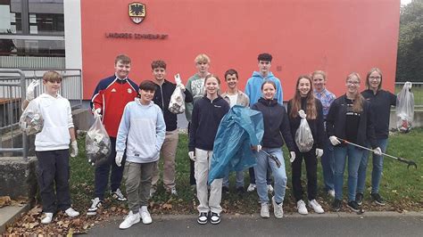 Gymnasium Beteiligt Sich An M Llsammelaktion