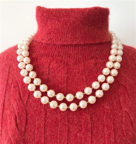 Vintage 1950s Classic Double Strand Pearl Necklace Wi… Gem