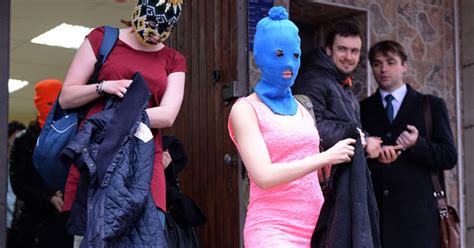 G Integrantes Do Pussy Riot S O Libertadas Em Sochi Not Cias Em Mundo