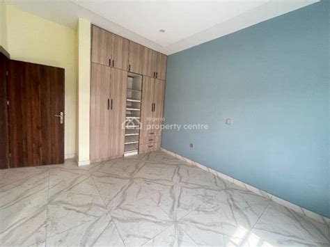 For Sale Tastefully Finished 3 Bedroom Apartment Oniru Victoria