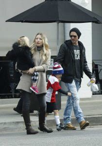 Chad Michael Murray in a Black Knit Hat Was Seen Out with His Family in ...