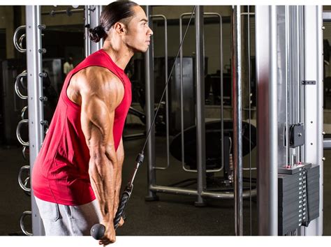 The Best Workouts To Build Bigger Arms