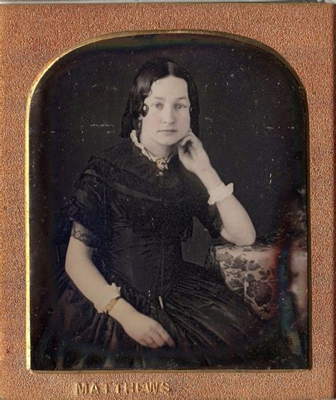 Pin On 3 Women Daguerreotypes And Ambrotypes Old Photos Photographer