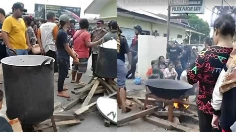 Viral Emak Emak Demo Hingga Masak Di Depan Polsek Pancur Batu Jalur