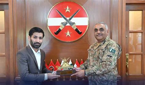 Balochistan Corps Commander Congratulates Muhammad Waseem On Victory