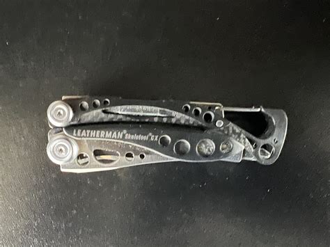 Leatherman Skeletool CX Carbon Fiber Straight Blade UsedMultiTool