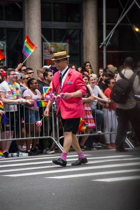 Manhattan New York June The Gay Pride Parade With Rainbow Flag Editorial Photography