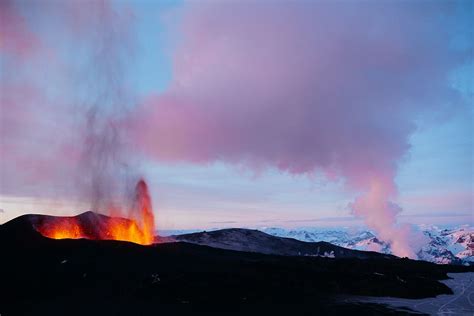 Fimmvörduháls Eruption Abenteuer zwischen Feuer und Eis Vulkane Net