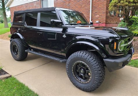 Outer Banks 2024 Ford Bronco 2 Joela Mabelle