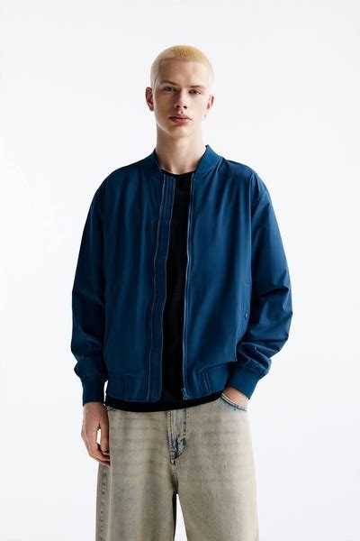 Бомбер Pull&Bear - купить с доставкой по выгодным ценам в интернет ...