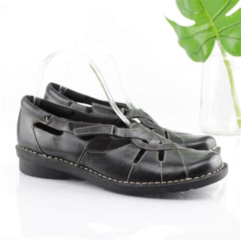 Clarks Womens Nikki Regatta Loafer Size 8 5 Black Leather Slip On Shoe Cutouts Ebay