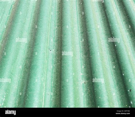 Green metal roof hi-res stock photography and images - Alamy