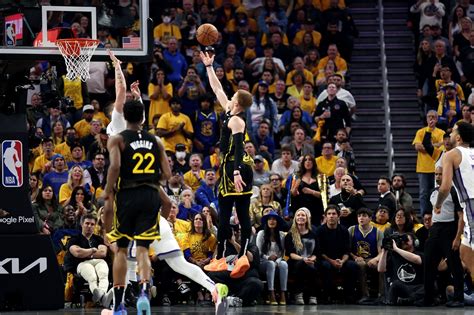 Watch Golden State Warriors Donte Divincenzo Hits An Insane Buzzer