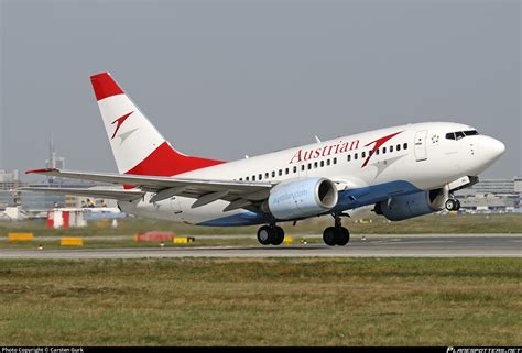 Oe Lnl Austrian Airlines Boeing Z Photo By Carsten Gurk Id