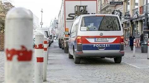 Österreich Polizei in Wien befürchtet islamistischen Anschlag auf