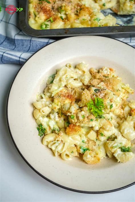 Cheesy Jamie Oliver Cauliflower Mac And Cheese Recipe - TheFoodXP