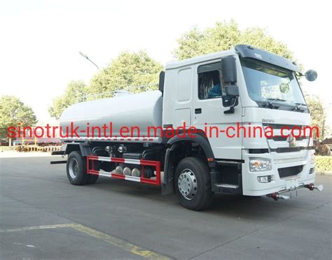 Sinotruk Tanker Truck HOWO 10000 Liters 4X2 Water Tank Truck Water