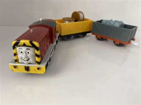 Tomy Trackmaster Thomas The Tank Engine Battery Train Salty And Trucks