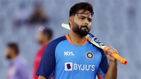 Rishabh Pant Issues First Ever Statement Since Horrific Car Crash Pens