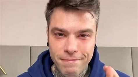 Fedez parla il chirurgo che lo ha operato tutta la verità sul suo tumore