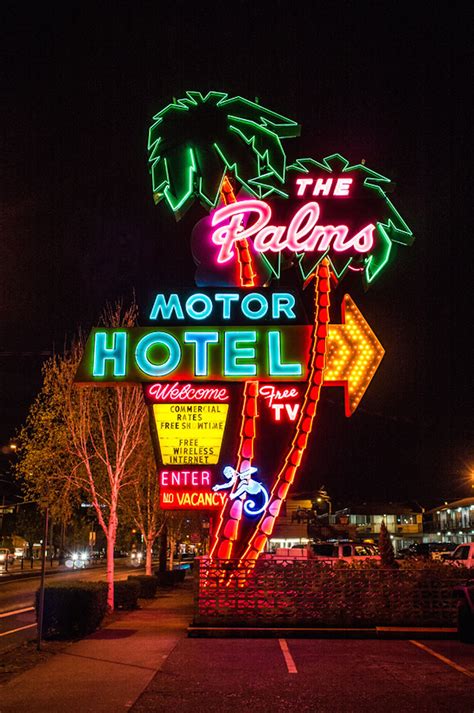 Palmsmotorhotelportland Neon Signs Neon Signs