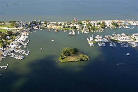 Solomons Island Harbor in Solomons, MD, United States - harbor Reviews ...